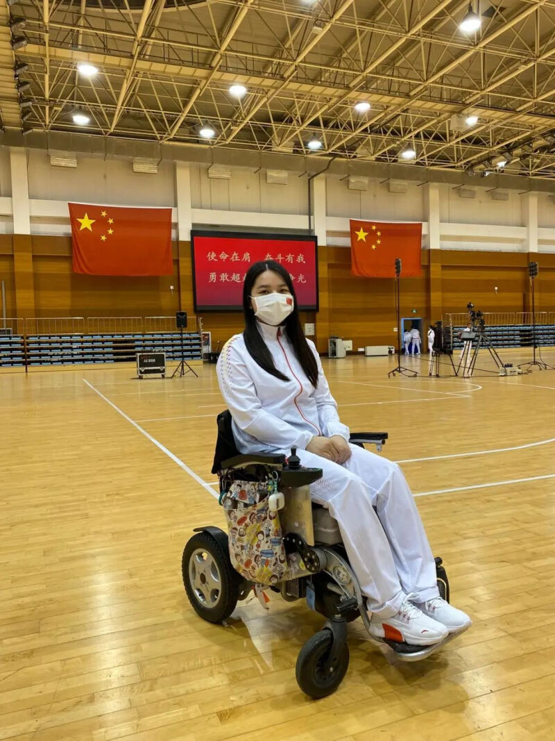 东莞妹勇夺东京残奥会金牌!陈敏仪爸爸:她是我们的骄傲